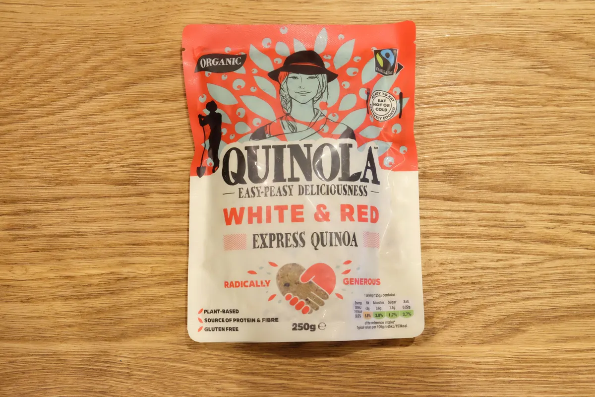 Quinola White & Red Express Quinoa on a wooden table