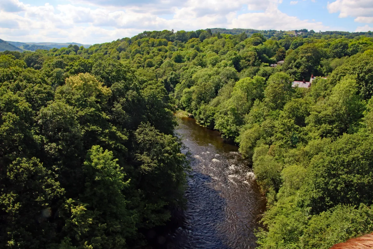 A picture of the Welsh Countryside from the Pontcysyllte Aqueduct