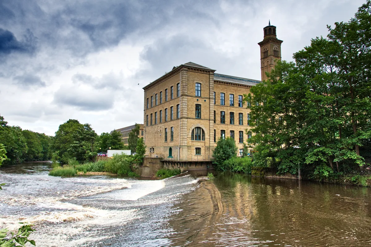 Salts Mill in Saltaire on a cloudy day