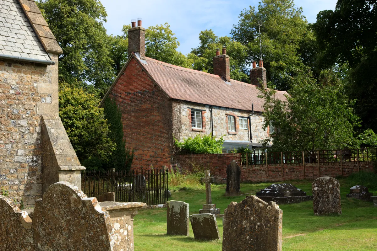 Avebury church and cemetery