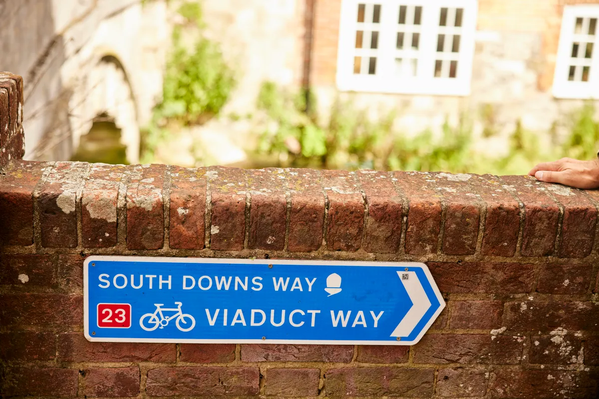 South Down Way sign