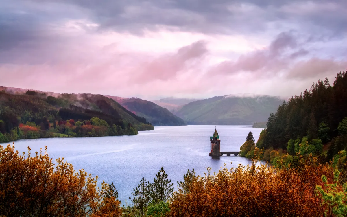 Lake Vyrnwy is one of the best places for kayaking