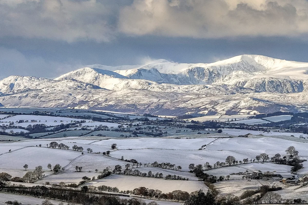 Dramatic photos show Britain blanketed in snow and ice | Countryfile.com