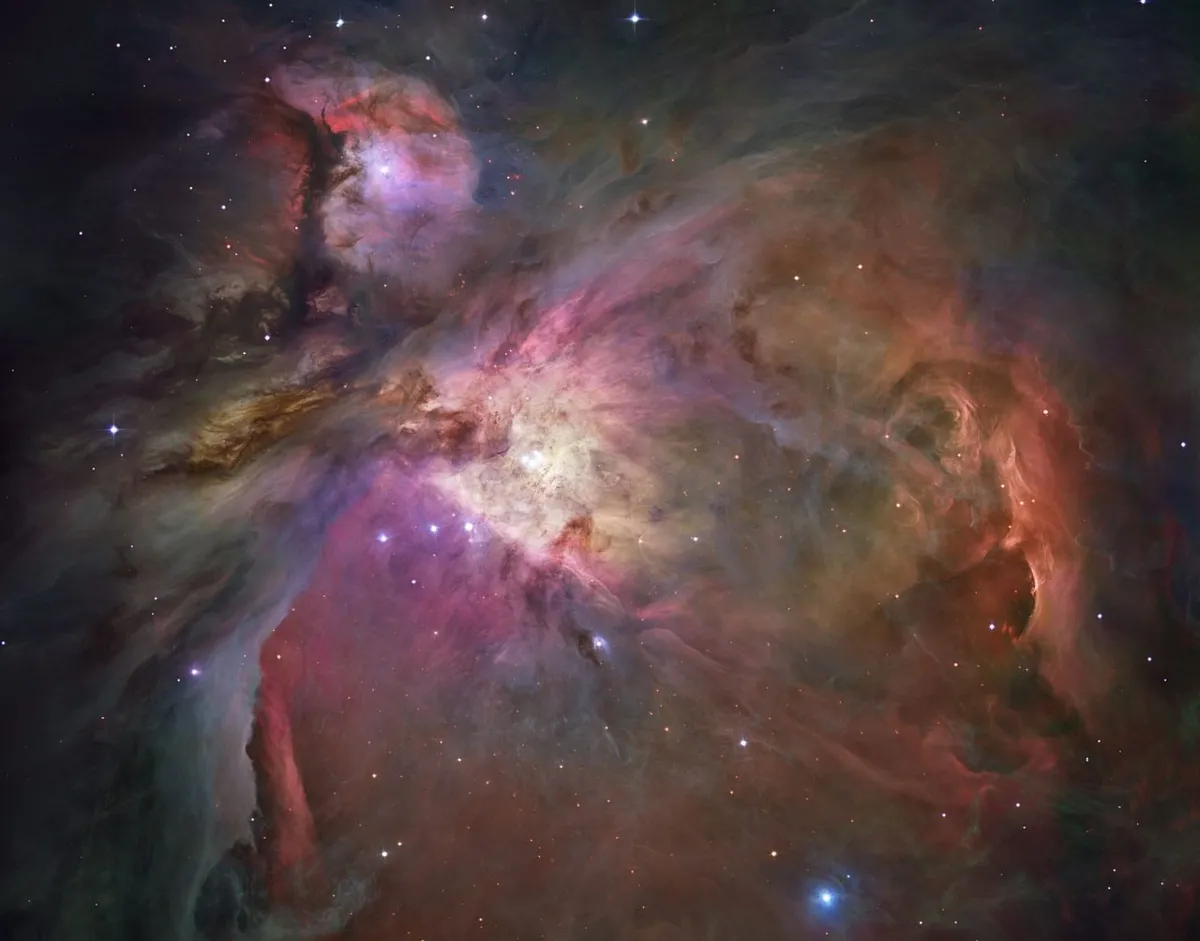 The sharpest view ever taken of the Orion Nebula, 1,500 lightyears away, reveals over 3,000 stars of differing sizes nestling within the vast cavern of rolling dust and gas. Credit: NASA, ESA, M. Robberto ( Space Telescope Science Institute/ESA) and the Hubble Space Telescope Orion Treasury Project Team