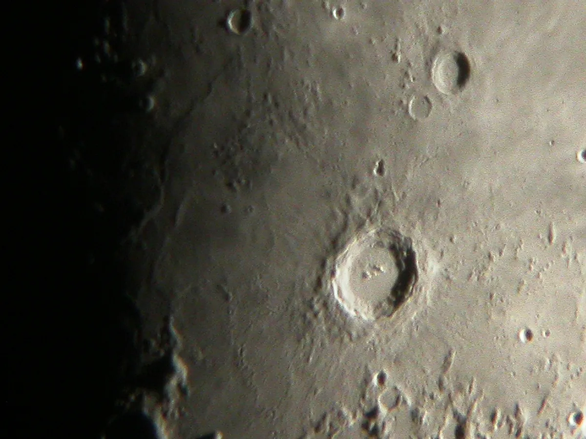 Crater Copernicus captured with a Nikon CoolPix 4500 camera attached to a 125mm Schmidt-Cassegrain on an equatorial mount. Credit: Ade Ashford