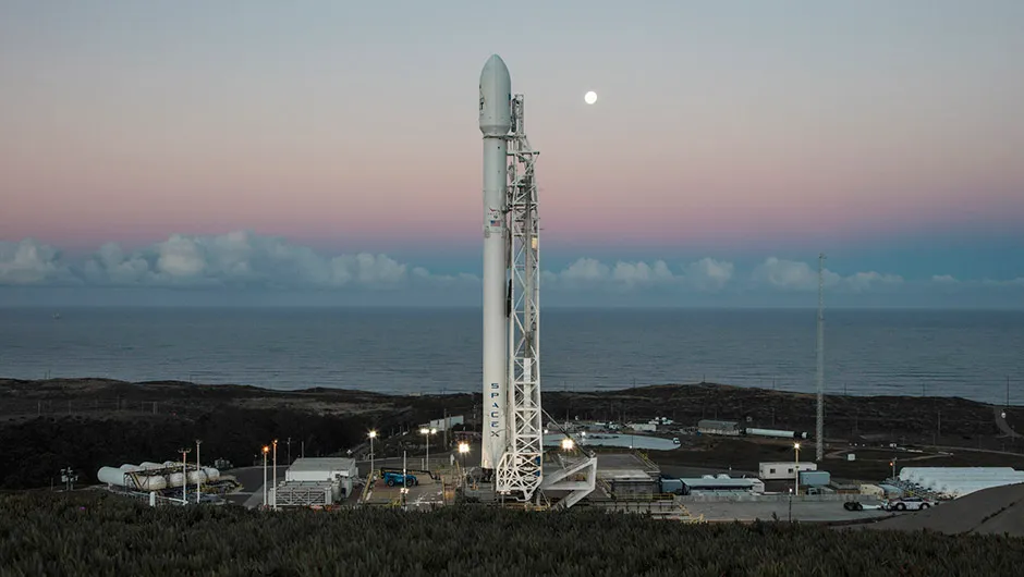 SpaceX is preparing to launch the fourth batch of 10 next-gen Iridium NEXT satellites, which won't flare. Credit: SpaceX