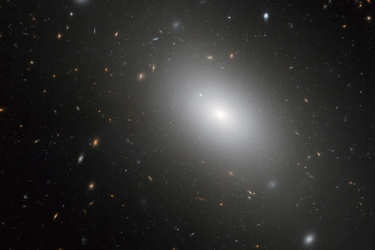 Elliptical galaxy NGC 1132. Credit: NASA, ESA, and the Hubble Heritage (STScI/AURA)-ESA/Hubble Collaboration; Acknowledgment: M. West (ESO, Chile)