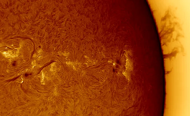 Solar Surface & Prominence by Ewan, Hastings, UK. Equipment: Quark Chromosphere, Altair Astro 80mm EDT F6, DMK21AU618, AZEQ6.