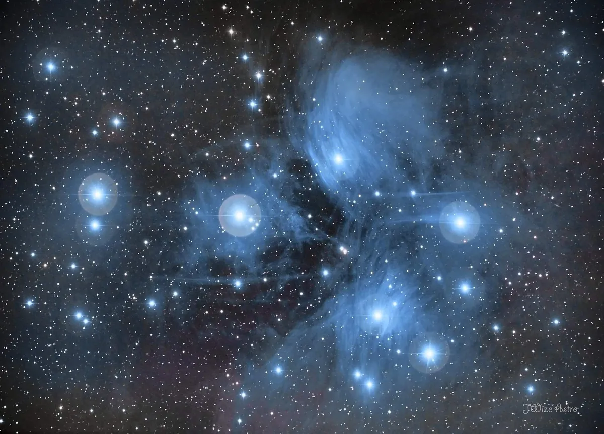The Pleiades by Jason Wiseman, Torquay, Devon, UK. Equipment: Celesteon C14 Edge @ f/1.9 with Hyperstar, Canon 550d unmodded, PhD Tracking.