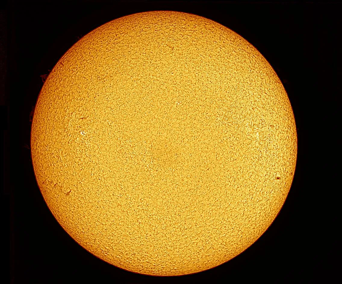 New Year Sun by Paul Cotton, Lincolnshire, UK. Equipment: Lunt LS50Tha telescope, ZWO ASI120MM camera, Skywatcher EQ5 mount