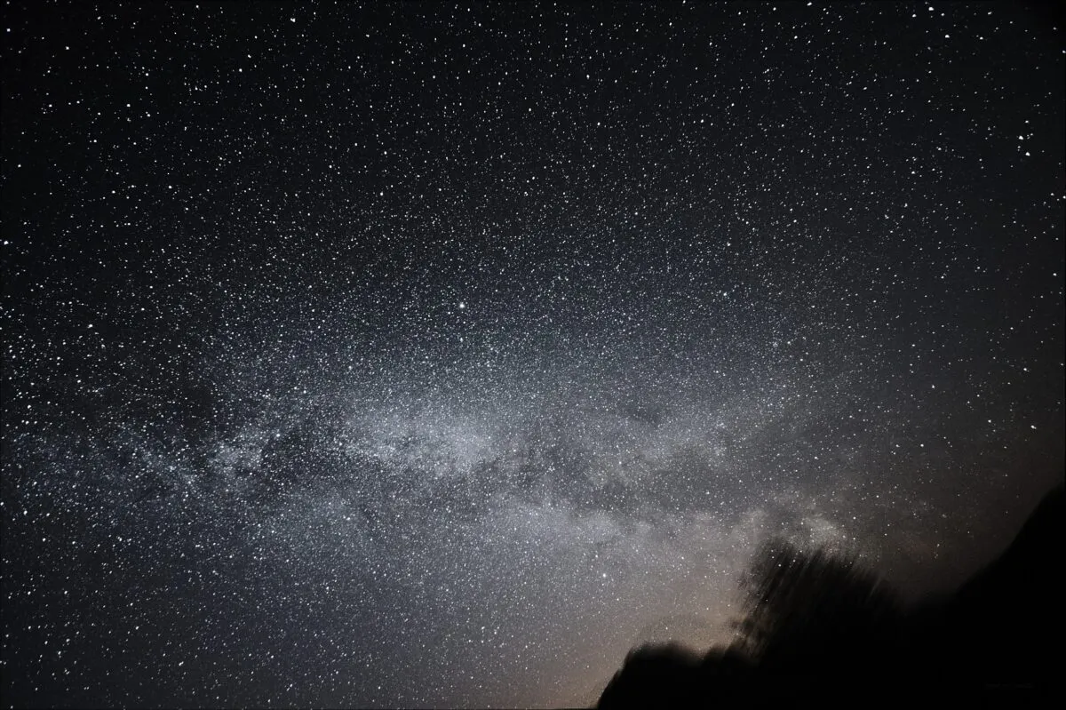 Milky Way by Brian.M.Johnson, Scottish Highland. Equipment: Canon 50D, Astrotrak.
