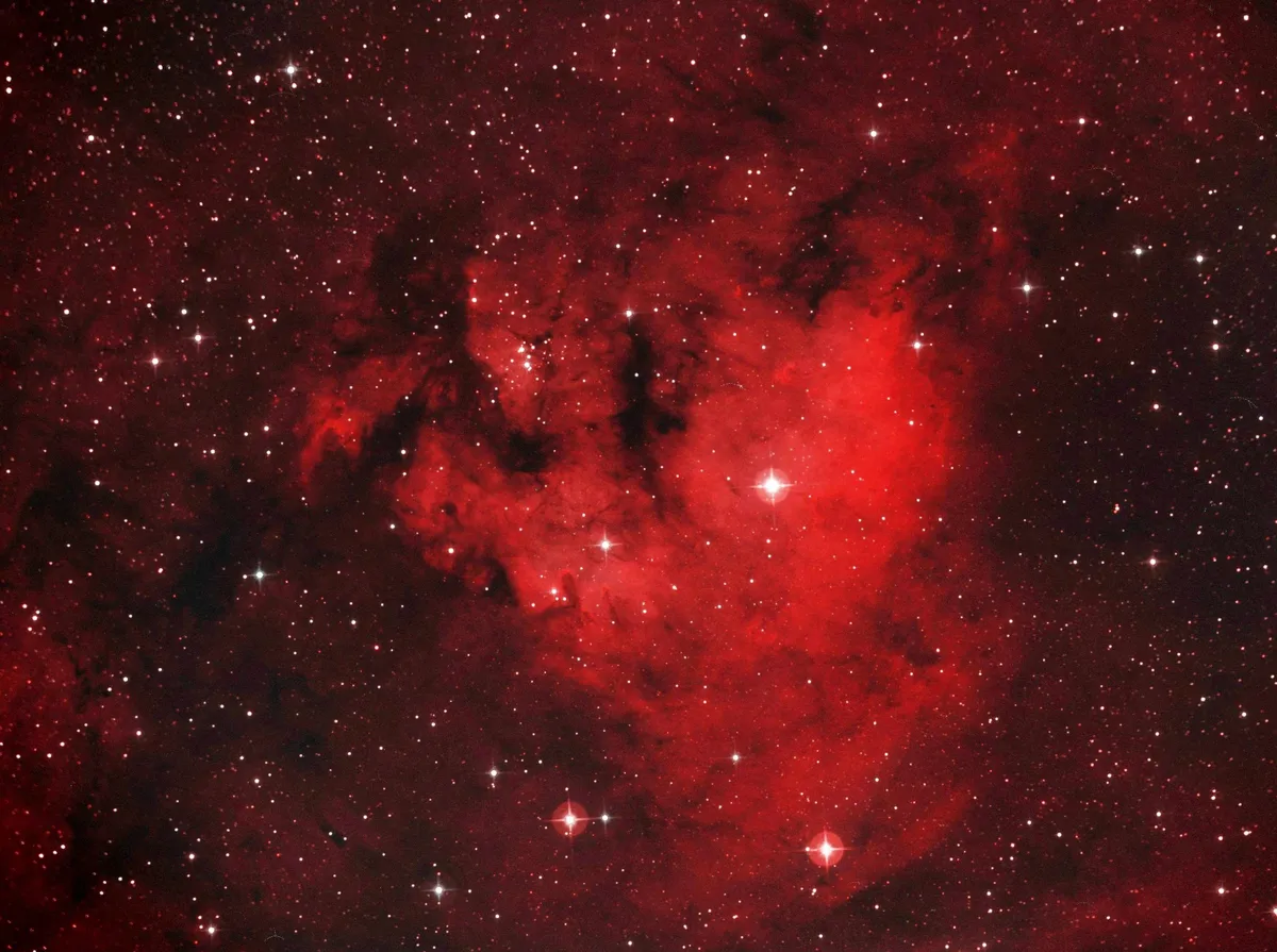 Cederblad 214 Emission Nebula by Mark Griffith, Swindon, Wiltshire, UK. Equipment: Telescope service 8