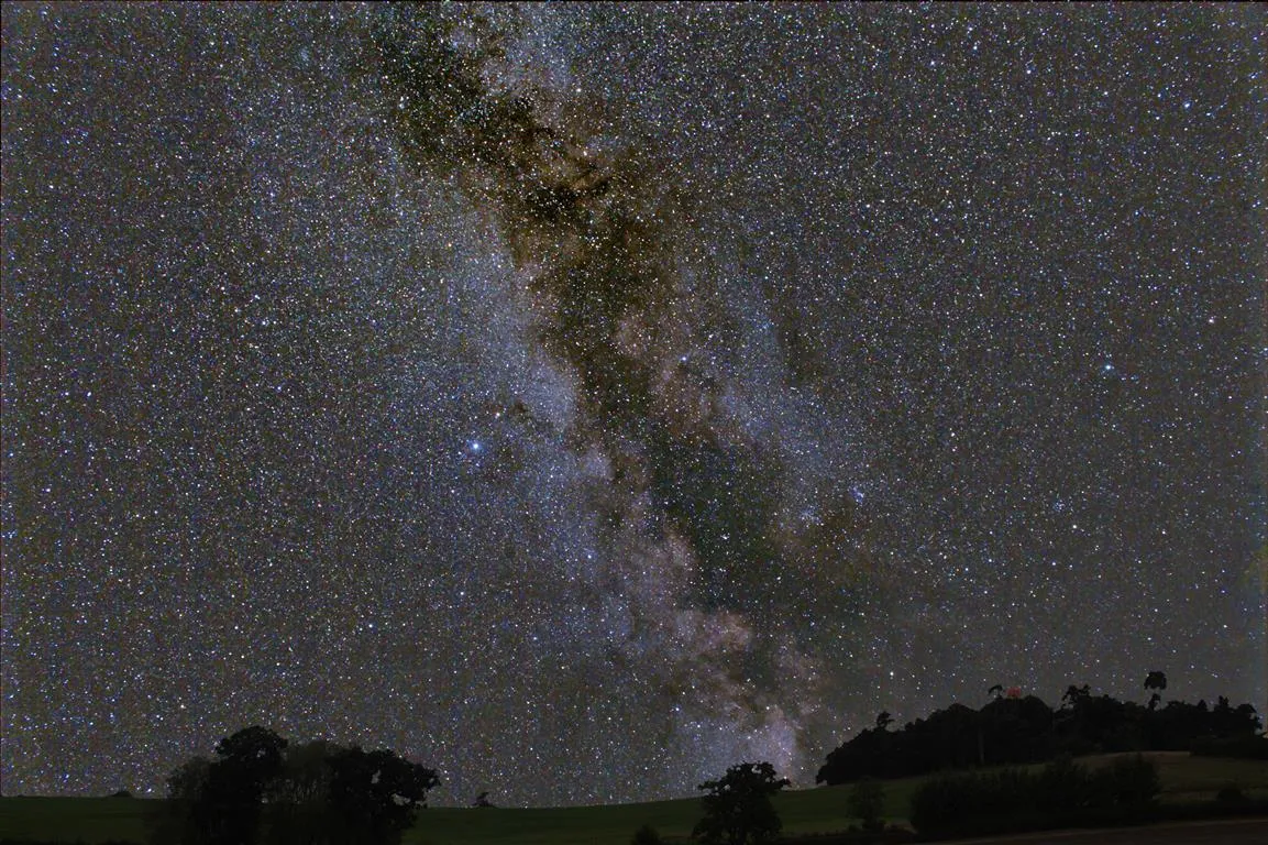 Milky Way over Faringdon Folly by David Saunders, Faringdon, Oxfordshire, UK. Equipment: Modded Canon 450d, 18-55mm lens, tracking mount.