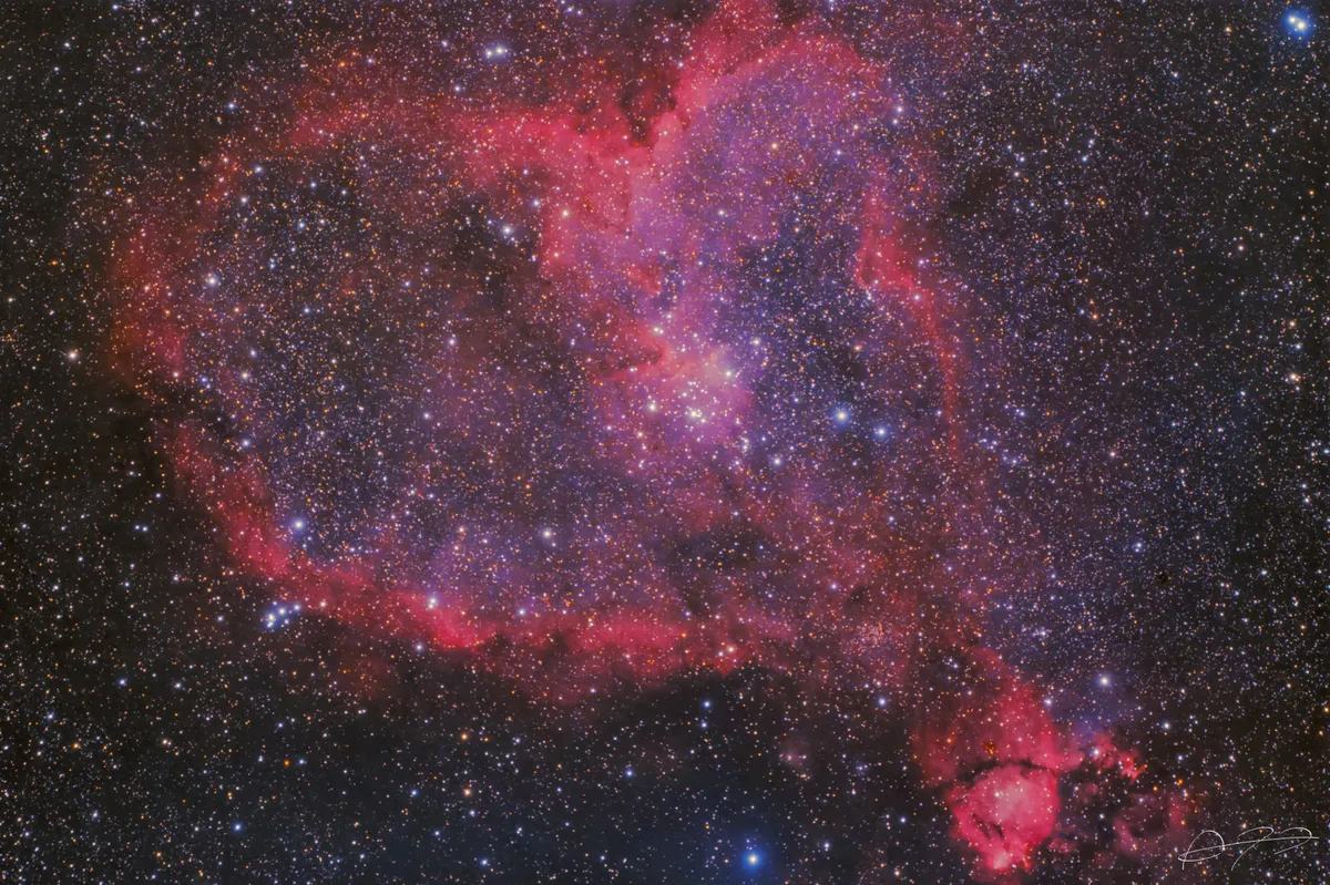 Heart Nebula by Alejandro Pertuz Domönguez, Soria, Spain. Equipment: TS80 Triplet APO, Canon 1000Da, NEQ6 Pro Mod, Autoguide with ASI120MC and 80mm scope