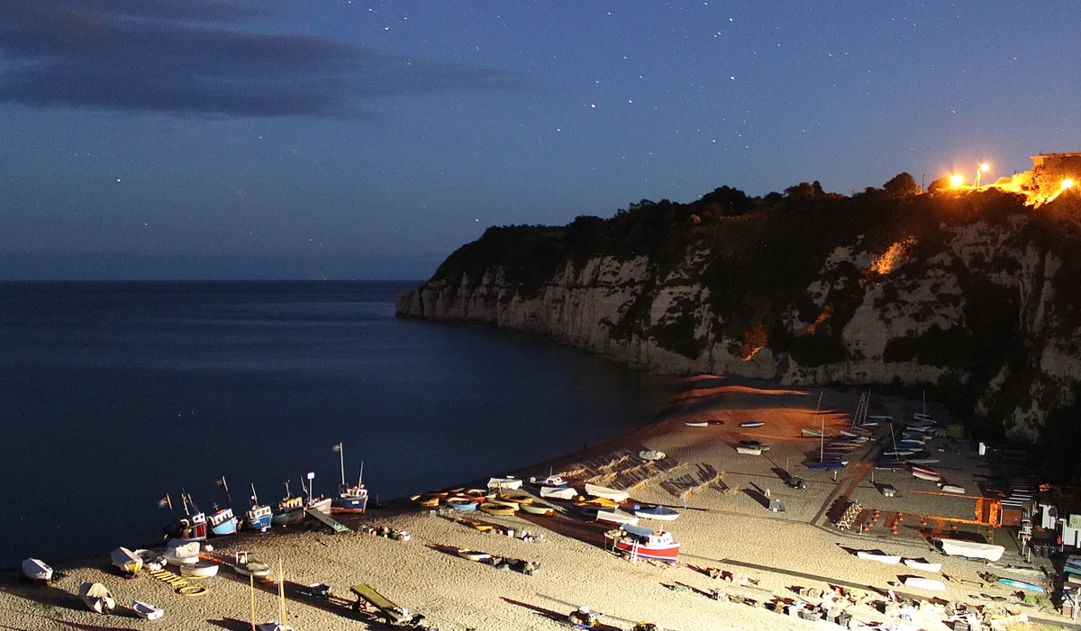 Sea and Stars on the Jurassic Coast by Sarah & Simon Fisher, Bromsgrove, Worcestershire, UK. Equipment: Canon 600D, 18mm lens