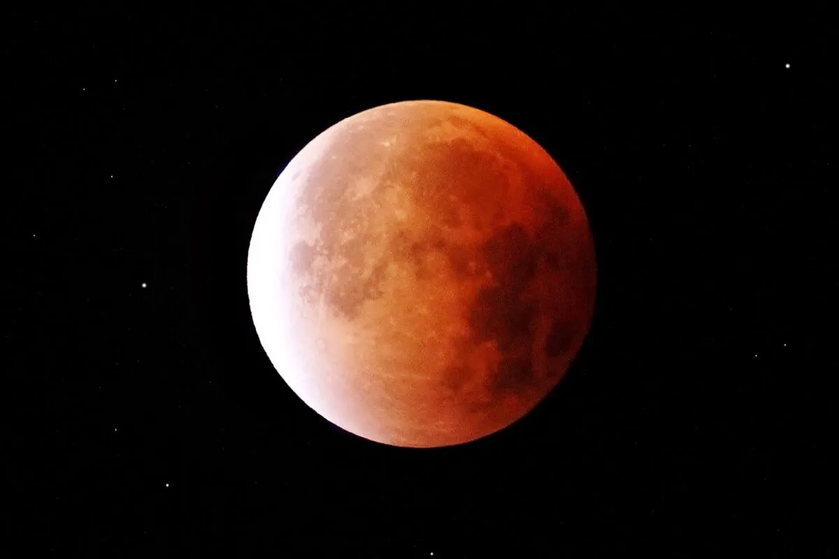 Lunar Eclipse (28/09/2015) by Susan Snow, Bishops Cleeve, Cheltenham, UK.