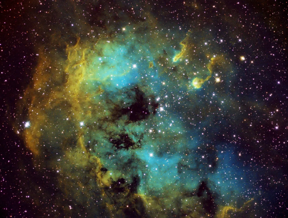 IC410 Tadpole Nebula by Mark Griffith, Swindon, Wiltshire, UK. Equipment: Teleskop service 12