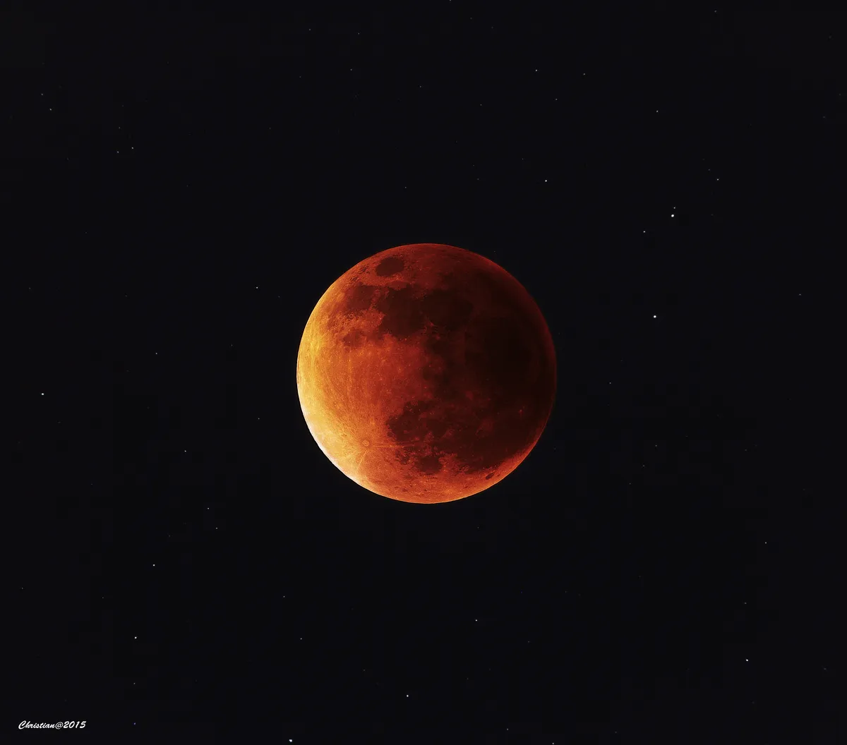 Lunar Eclipse (28/09/2015) by Christian Garcia, Daganzo, Spain.