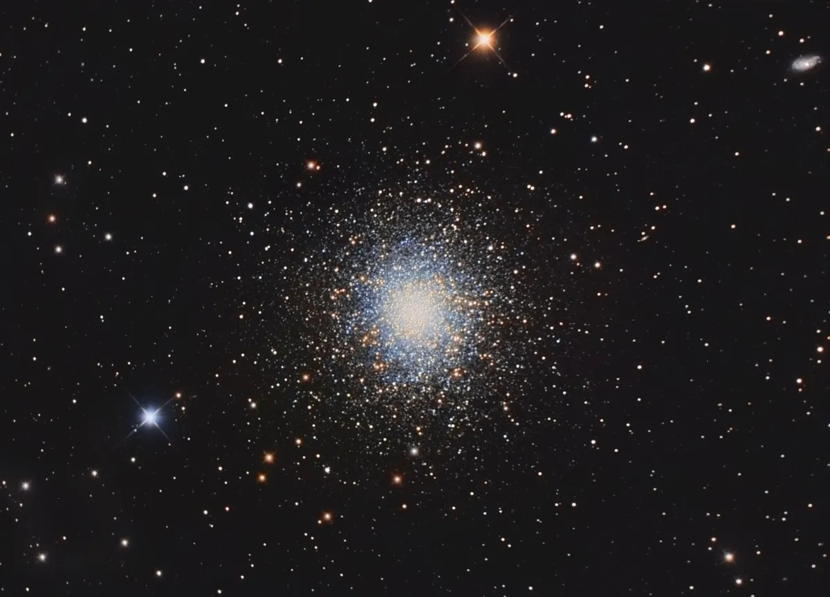 M13 - Great Globular Cluster in Hercules by Francesco Di Cencio, Belluno, Italy, Dolomites. Equipment: RC GSO 8