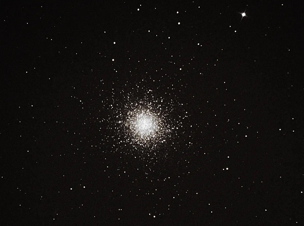 M13 by Ray Majrowski, Rugby, UK. Equipment: Canon 7D at the prime focus of my Orion Optics 300mm f5.3 Reflecter and Sky Watcher EQ6 mount.