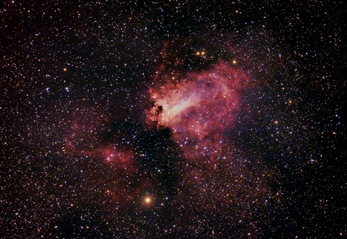 M17 Omega Nebula by Tom Bishton, Gold Coast Hinterland, Australia. Equipment: Black Diamond ED120 Refractor, AZEQ6 Mount, ST80 Guidescope, Synguider, Canon 600D (modded)