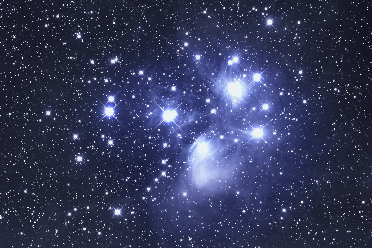 M45 Pleiades by Quek Zong Ye, Singapore. Equipment: Takahashi Epsilon 180ED, QHY16200 cooled CCD, Skywatcher AZ-EQ6