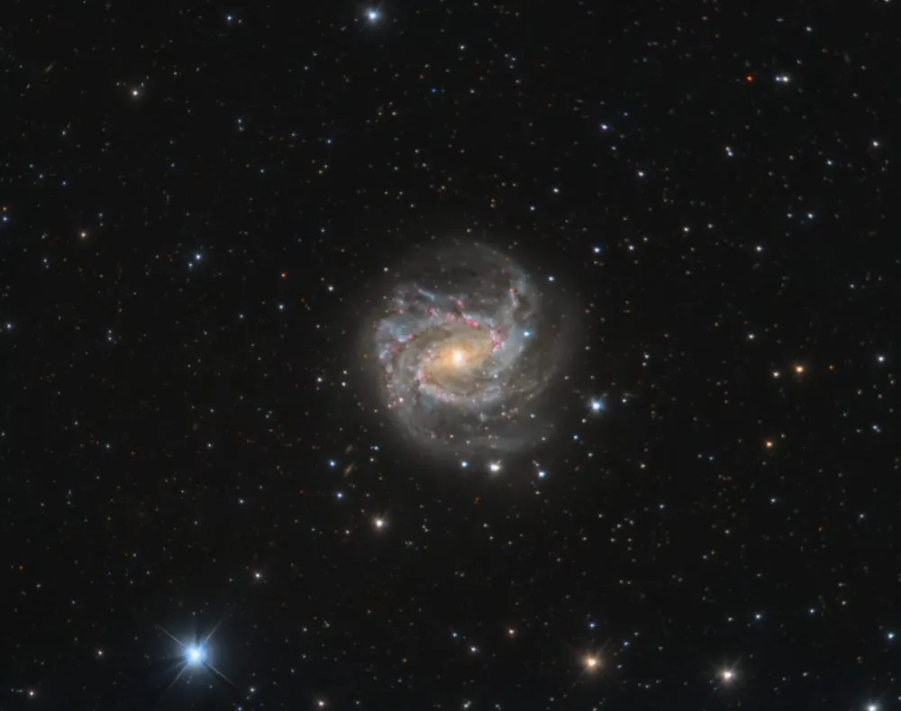 M83, Southern Pinwheel Galaxy by Rafael Compassi