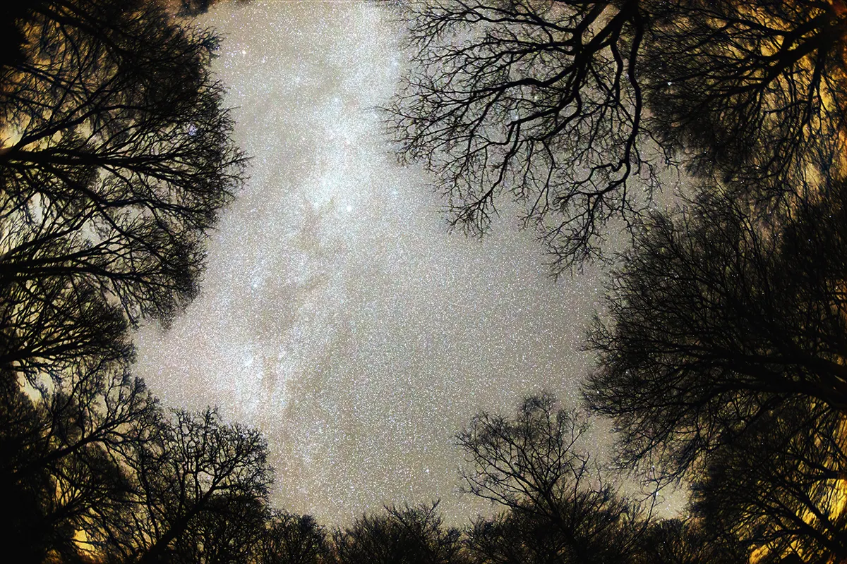 Staring into Space by John Short, Ambleside, Cumbria, UK. Equipment: Canon 70D, 8-12mm lens, Skywatcher Adventurer.
