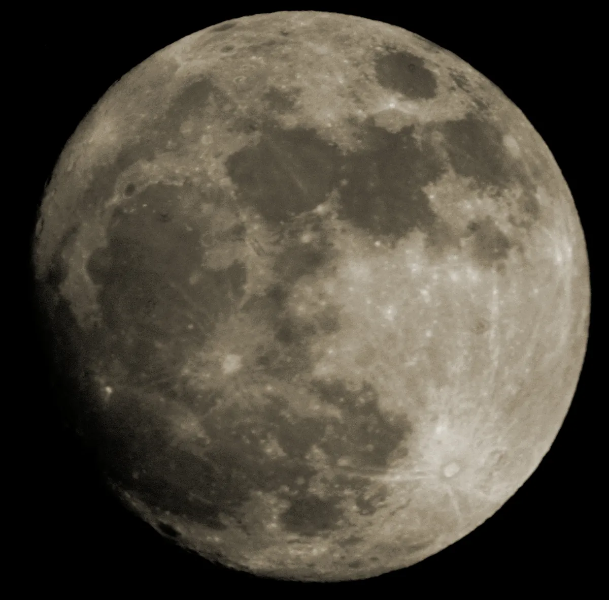 Moon February 13th 2014 by Philip Pugh, Chippenham, UK. Equipment: Skymax 127mm Maksutov, Konica Minolta Dynax 5D.