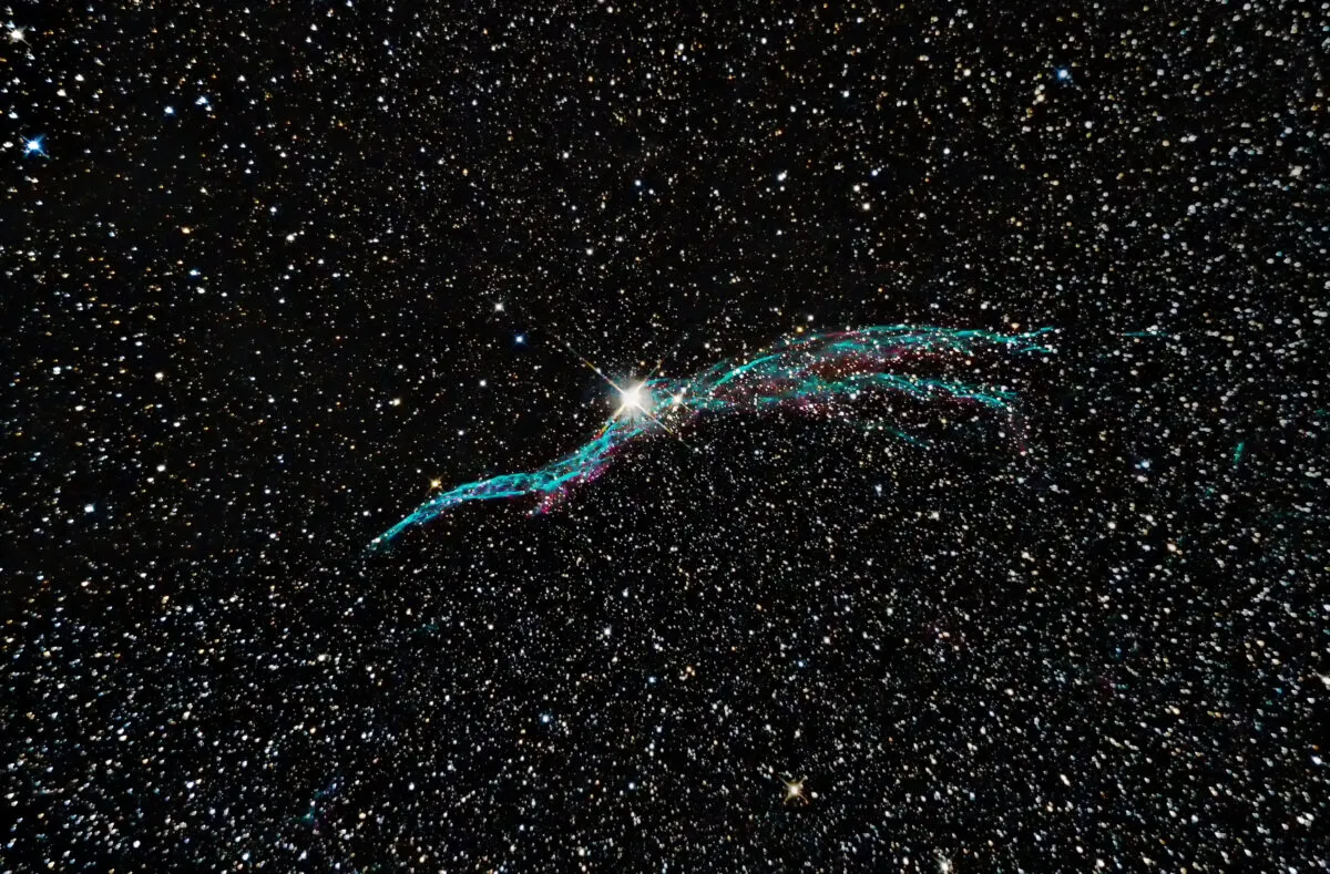 Witch's Broom by Jeff Whitehill, Windsor, UK. Equipment: Skywatcher 150P, HEQ5 Pro, Canon 6d Mk2