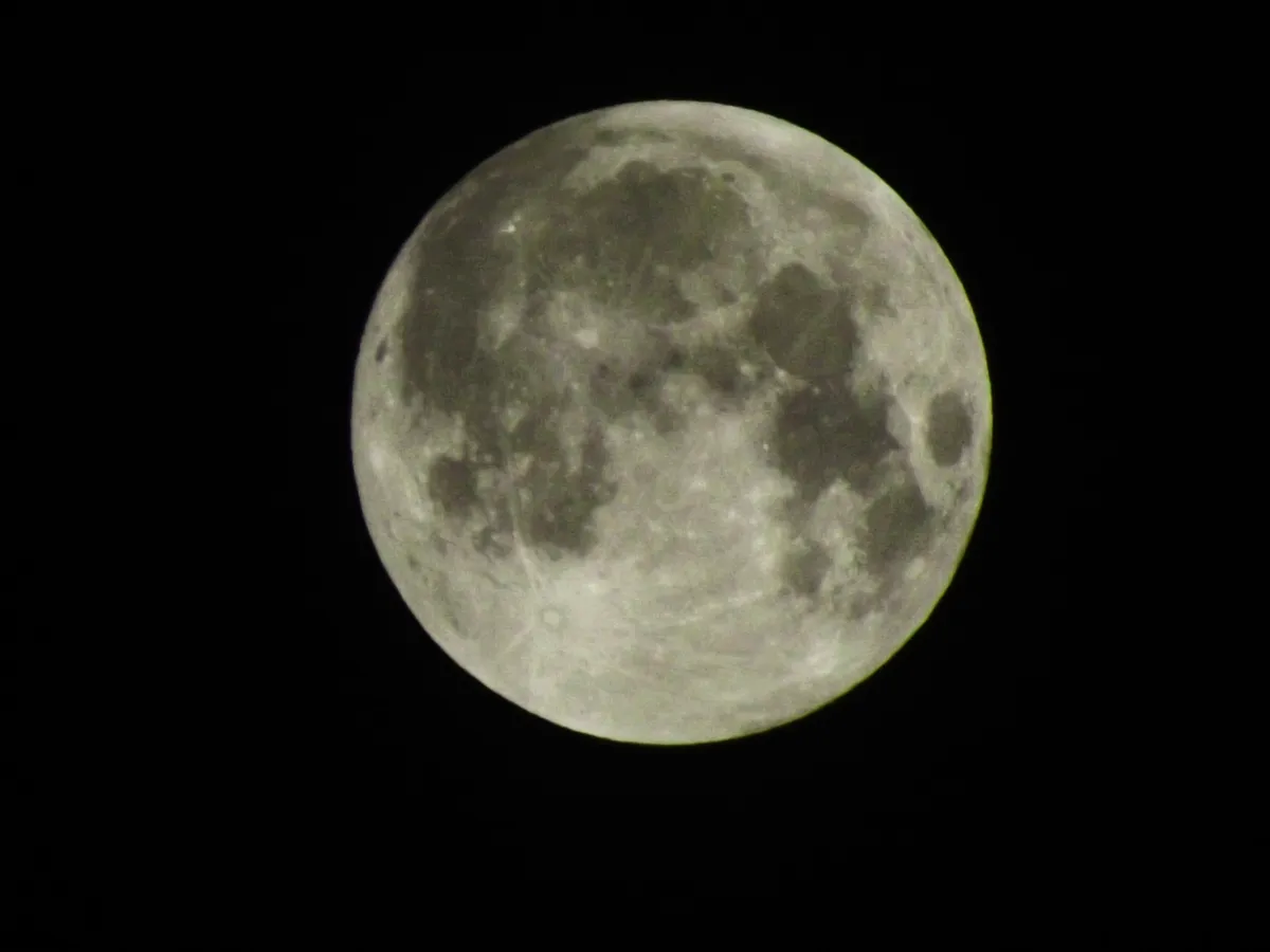 Super Moon by Paul, Camberwell, London, UK. Equipment: Fujifilm Bridge Camera