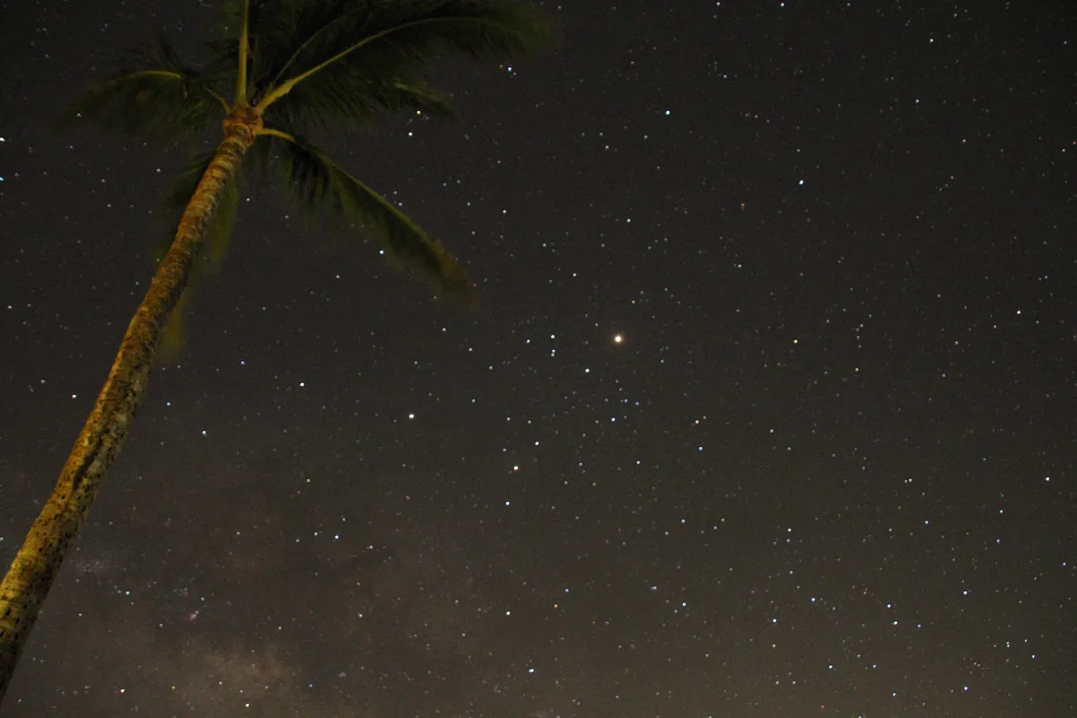 Hawaii Nightscape by Terry Webb, Kaanapali Beach, Maui, Hawaii. Equipment: modified Canon 1100D, 18-270mm lens.