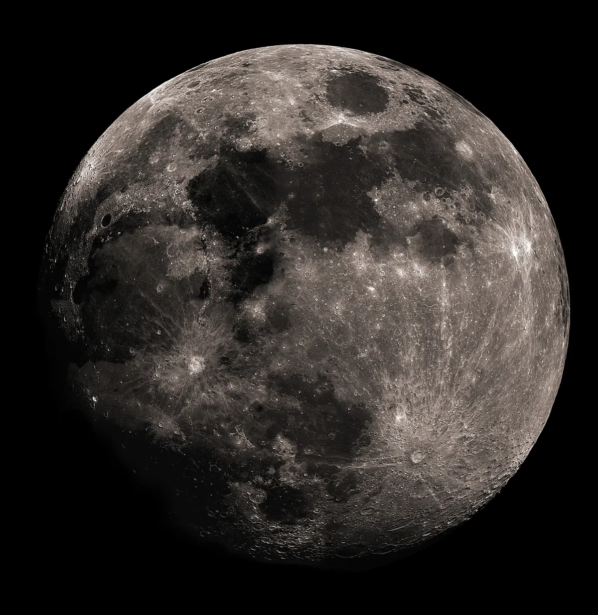 Waxing Gibbous Moon by Stephen Heliczer, Hertfordshire, UK. Equipment: Celestron Evolution 8, Focal Reducer, ZWO ASI 120MC.