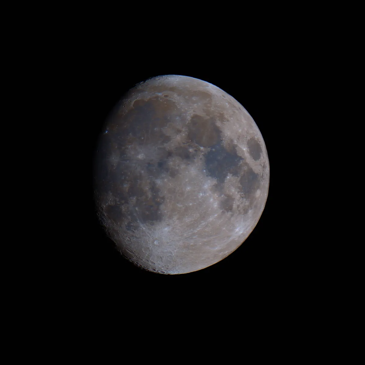 Moon by Patryk Tomalik, Gloucester, UK. Equipment: Stellarvue SV80, Canon 6D