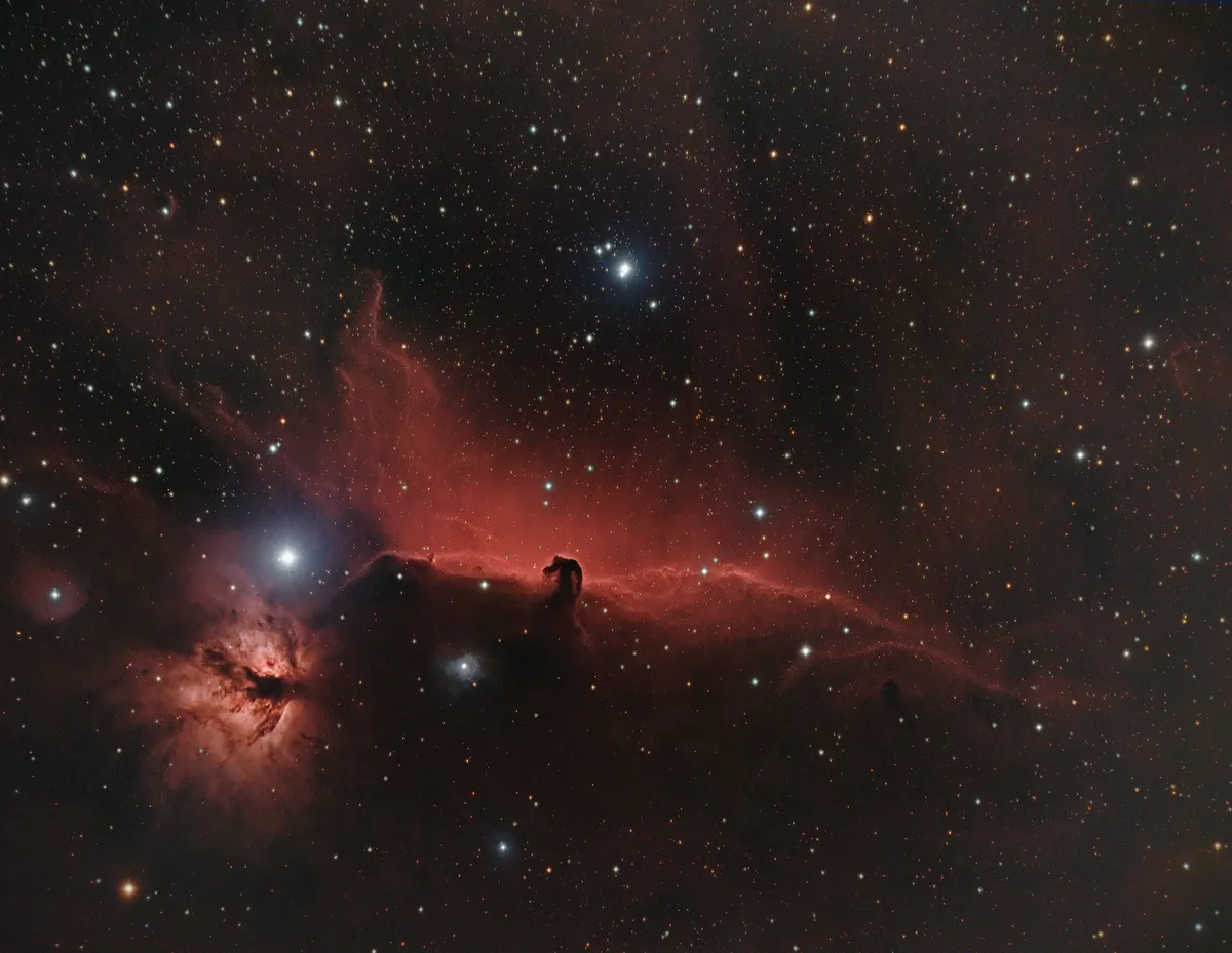 Horsehead Nebula HaRGB by Simon Hudson, London, UK. Equipment: Explore Scientific ED80, Celestron CGX Mount, QHY9m, ZWOasi224mc, phd2, 365astronomy 60mm deluxe guide scope, Baader filters.