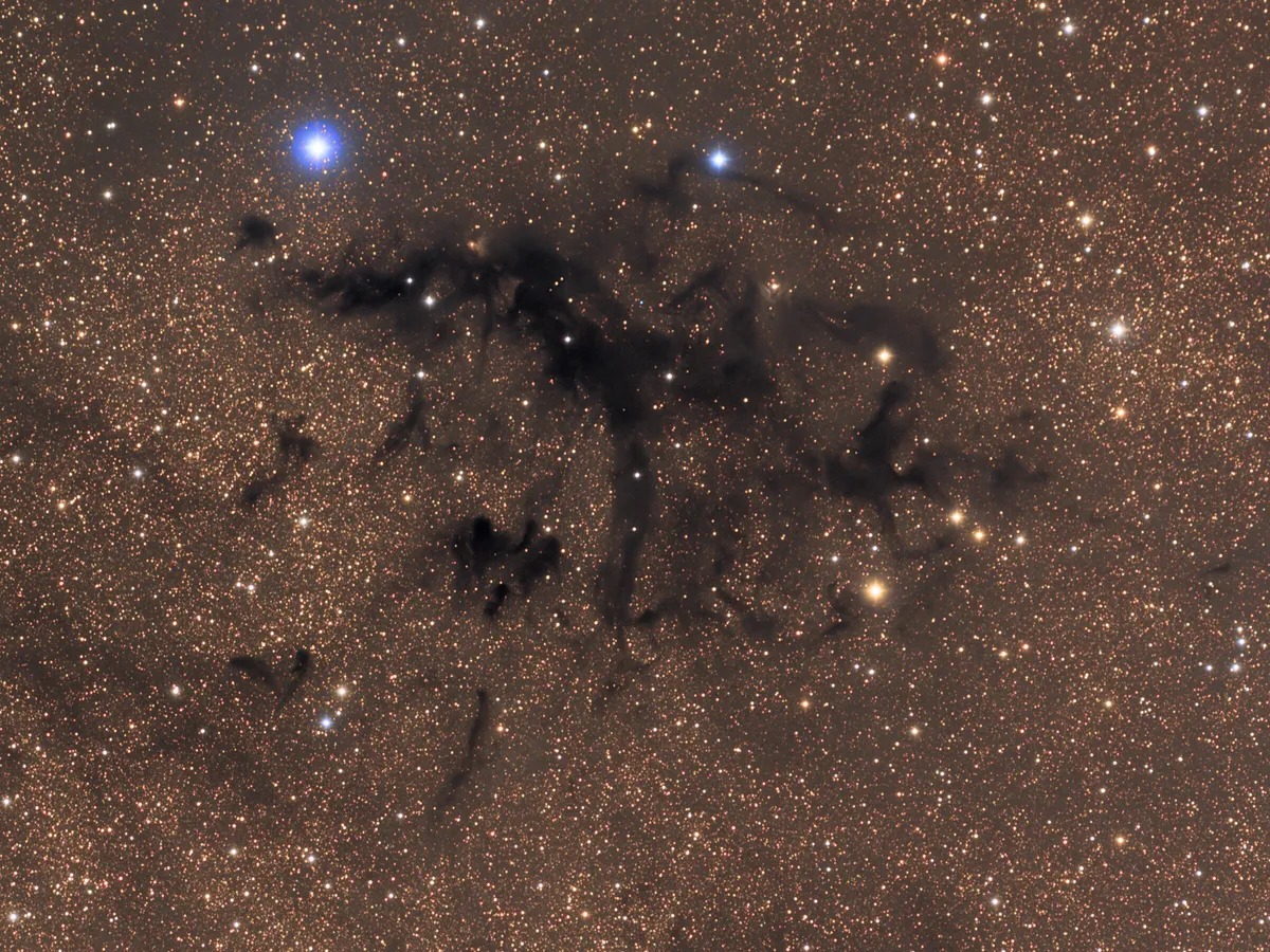 LDN 673 - Dark Nebula by Bob Franke, Chino Valley, AZ USA. Equipment: Takahashi FSQ-106ED, SBIG STF-8300, Baader LRGB filters, Losmandy Gll mount