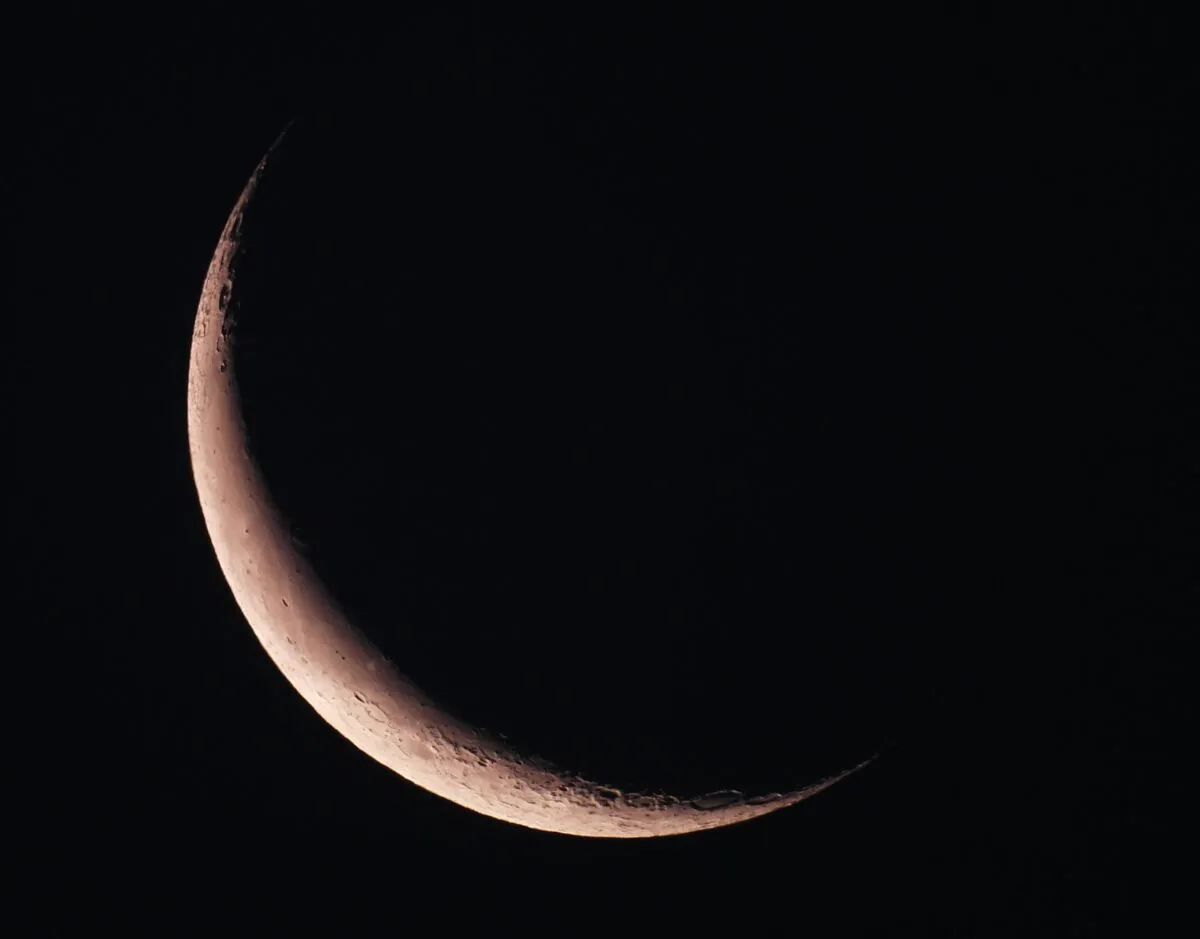 Lunar Crescent 2nd September 2013 by Aprill Harper, Blunham, Bedfordshire. Equipment: SkyWatcher 8