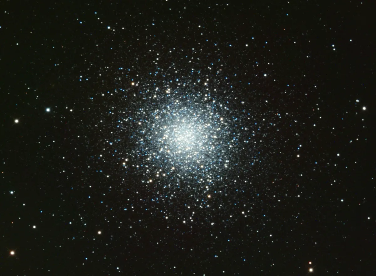 M13 Great Globular Cluster by Mark Griffith, Swindon, Wiltshire, UK. Equipment: Teleskop service 12