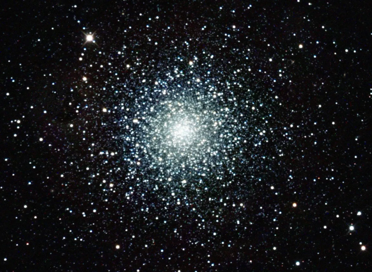 M3 Globular Cluster by Mark Griffith, Swindon, Wiltshire, UK. Equipment: Teleskop service 12