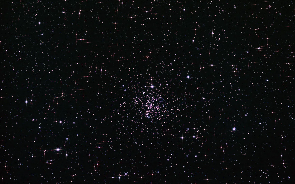 Messier 67 by Stephen Dean, East Cowes, Isle of Wight, UK. Equipment: Skywatcher 80mm ED, Canon EOS 1100D, Astronomik CLS filter, EQ5 mount, QHY 5 guide, PhD