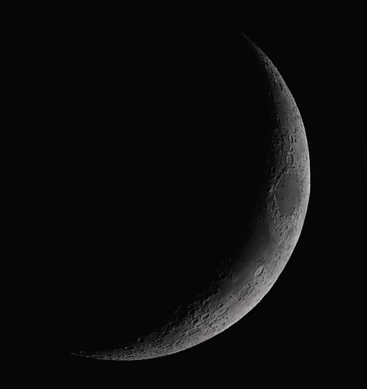 Crescent Moon by Paul Bailey, Chester, Equipment: Sky-watcher 200p newtonian reflector, EQ5 Mount, Microsoft Lifecam Studio HD