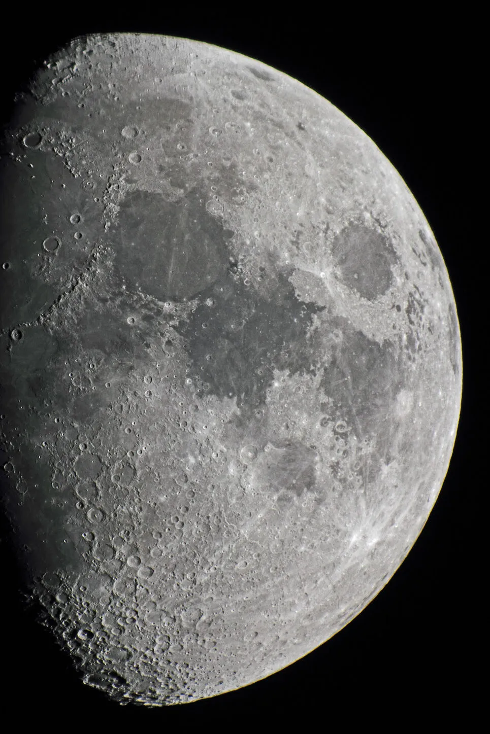 The Moon by John Riley, Lancashire, UK. Equipment: Canon EOS 550, Vixen EDS 103.