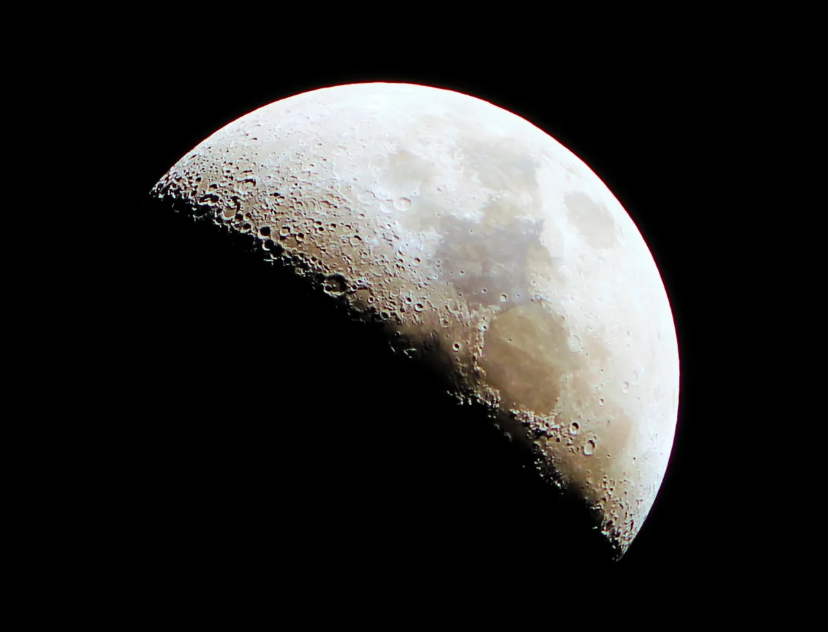 The Lunar 'X' by Stacey Downton, Birmingham, UK. Equipment: Skywatcher 80ED DS pro, EQ5 pro, Canon 1100D at prime focus
