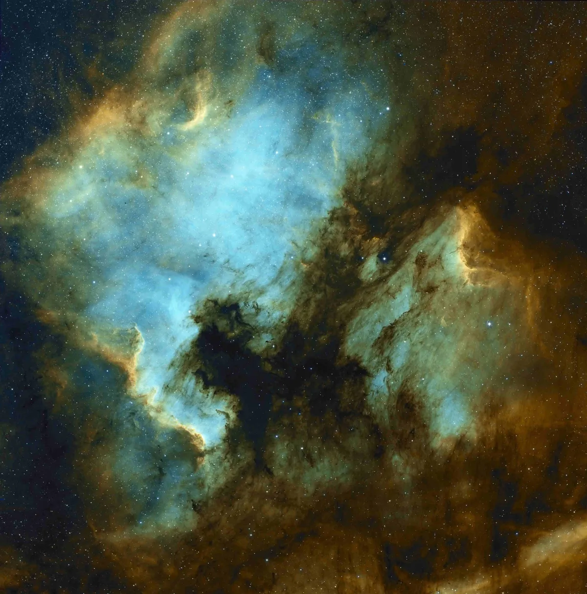 NGC 7000 by Chris Heapy, Macclesfield, UK. Equipment: Televue NP127is, Moravian G4-16000, 10-Micron GM2000HPS-II, Chroma 3nM, Ha, OIII, SII