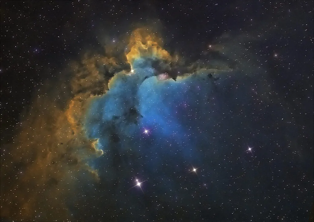 The wizard nebula by Álvaro Ibáñez Pérez, HI-Ambacht, The Netherlands. Equipment: Skywatcher ED80/Robtics ED110, Camera: SXV-H9