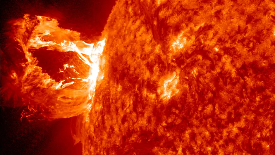 A beautiful prominence eruption producing a coronal mass ejection (CME) shot off the east limb (left side) of the sun on April 16, 2012. Image credit: NASA/Goddard Space Flight Center/SDO