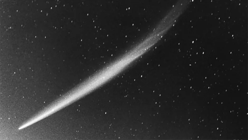 Comet Ikeya-Seki.  Credit: James W. Young (TMO/JPL/NASA) - http://www.w7ftt.net/ikeyaseki1.html