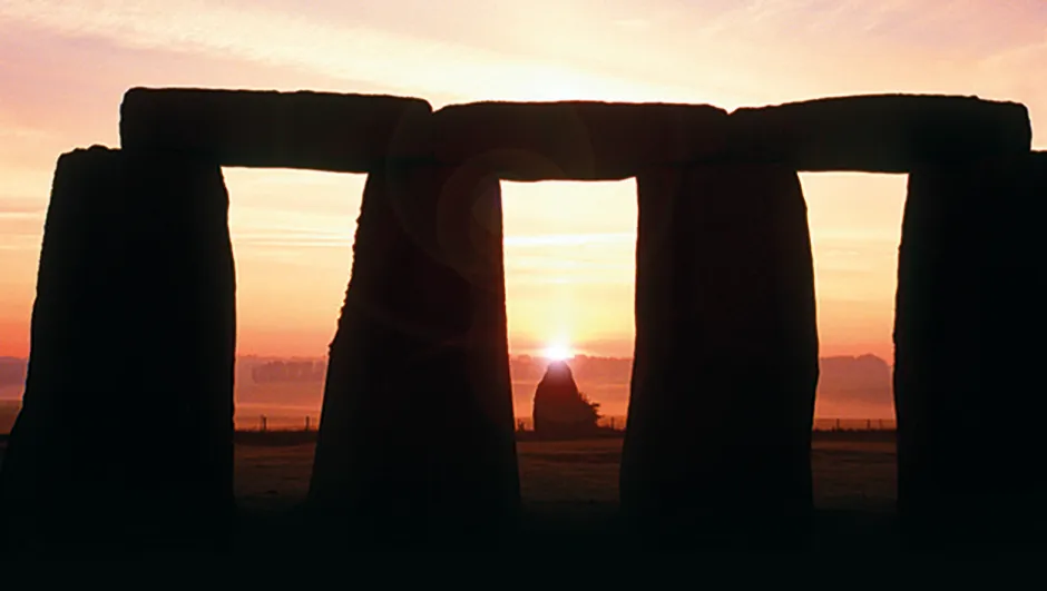 Sunrise at stonehenge during summer solstice