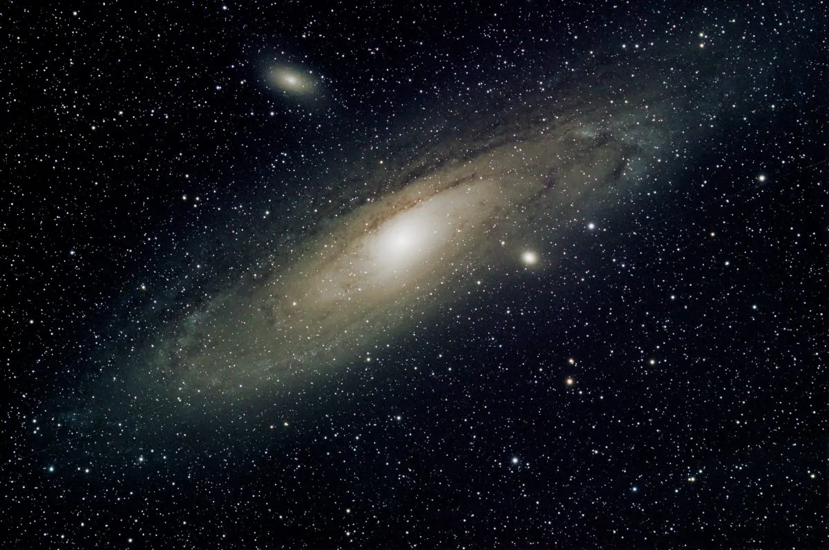 Andromeda Galaxy, Mariusz Szymaszek, Crawley, 23 July 2015. Equipment: Pentax K-5 DSLR camera, Sky-Watcher Evostar 80ED DS-Pro refractor, Sky-Watcher HEQ5 Pro GoTo mount.