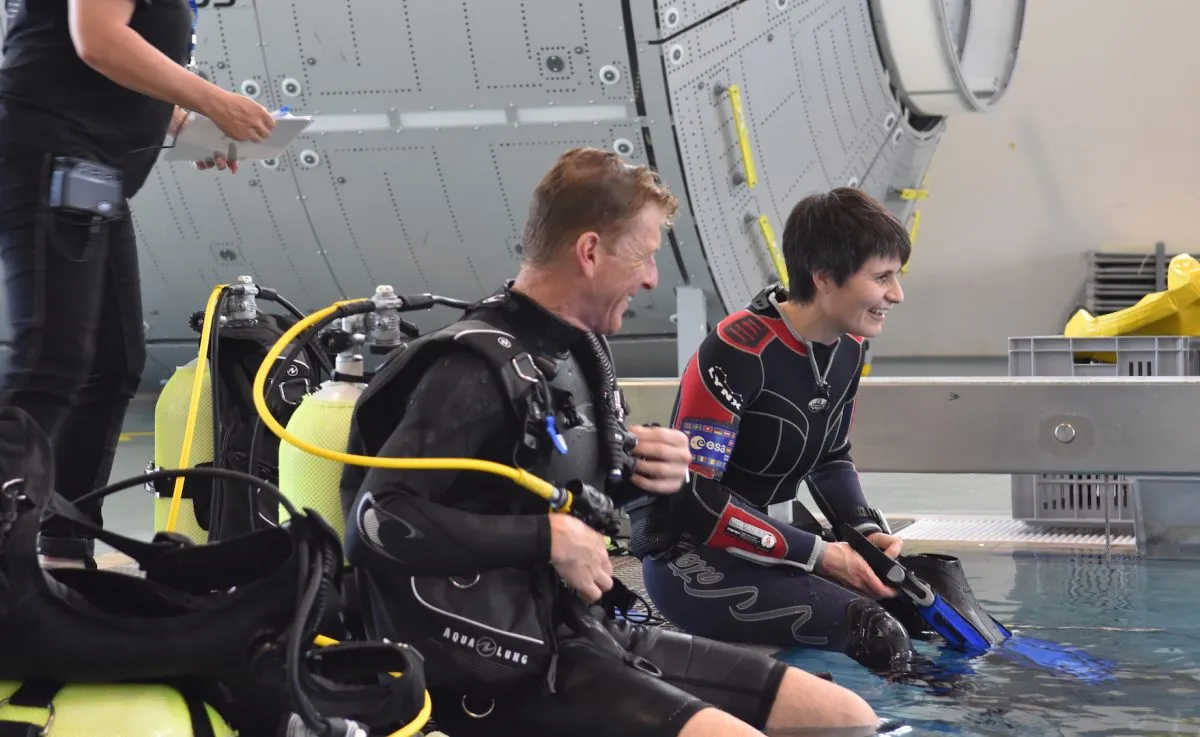 Tim Peake and Italian ESA astronaut Samantha Cristoforetti during training at the Astronaut Training Centre ahead of Cristoforetti's participation in NEEMO 23, an expedition to the undersea research station Aquarius. Credit: ESA